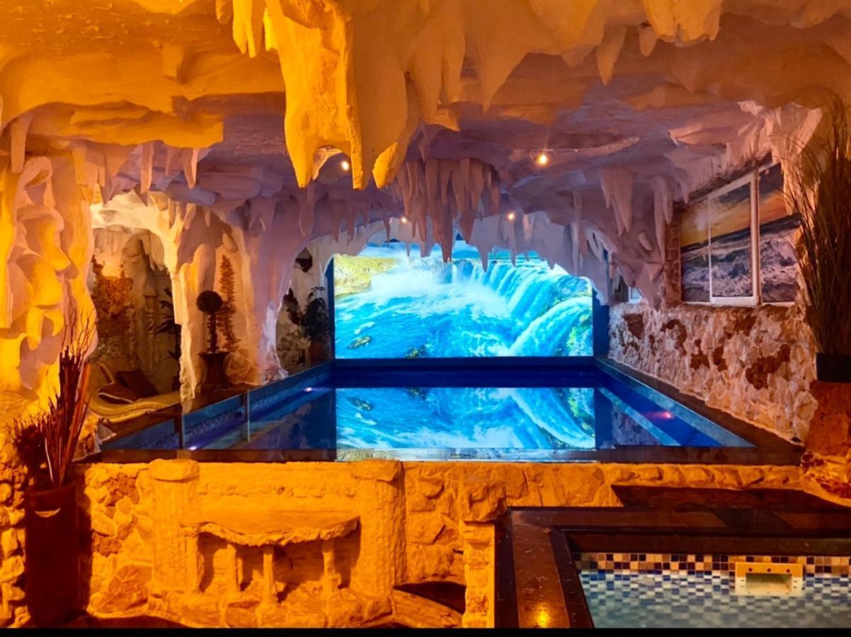 Bali Colosseum Hotel Βελιγράδι Εξωτερικό φωτογραφία