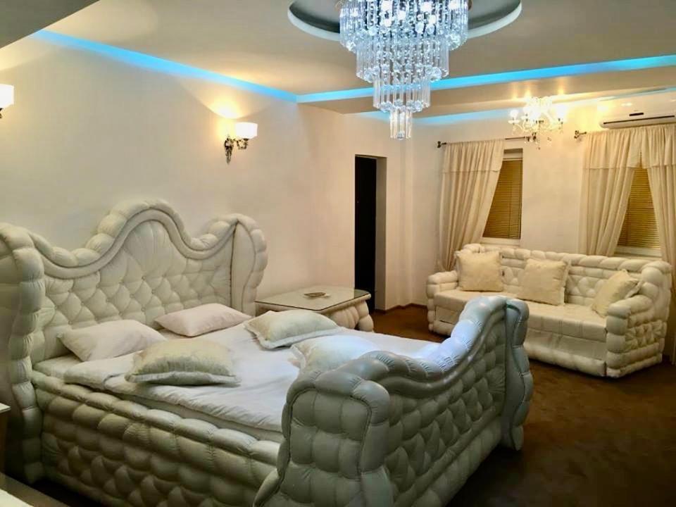 Bali Colosseum Hotel Βελιγράδι Εξωτερικό φωτογραφία