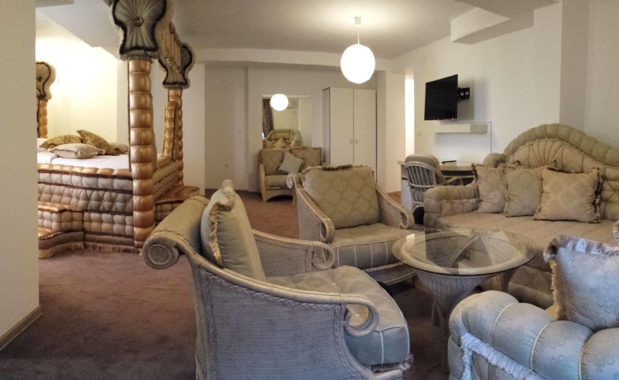 Bali Colosseum Hotel Βελιγράδι Εξωτερικό φωτογραφία
